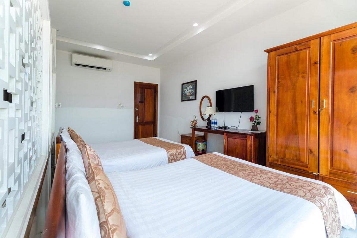 Rose Hotel Danang Exterior photo